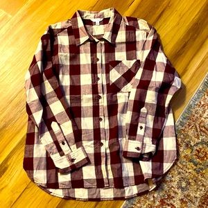 Walmart flannel, never worn! Size L